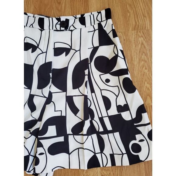 NEW! Marella Printed Trouser Shorts size 8 in Black/White - Picture 6 of 16